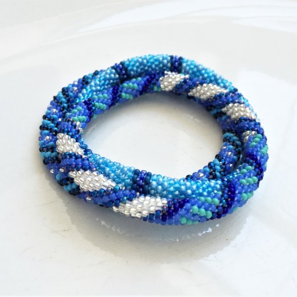 Shades of Blue Beaded Roll-on Bracelets--set of 3 - Picture 1 of 3